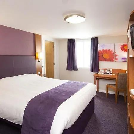 Premier Hagley Road 3* Birmingham
